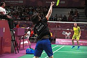 Deutsch: Badminton bei den Olympischen Jugendspielen 2018; Tag 4, 10. Oktober 2018; Viertelfinale Mädchen: Vu Thi Anh Thu (Vietnam) - Goh Jin Wei (Malaysia) 12-21, 9-21 26′ English: Badminton at the 2018 Summer Youth Olympics at 10 October 2018 – Girls Quarterfinal: Vu Thi Anh Thu (Vietnam) vs Goh Jin Wei (Malaysia) 12-21, 9-21 26′