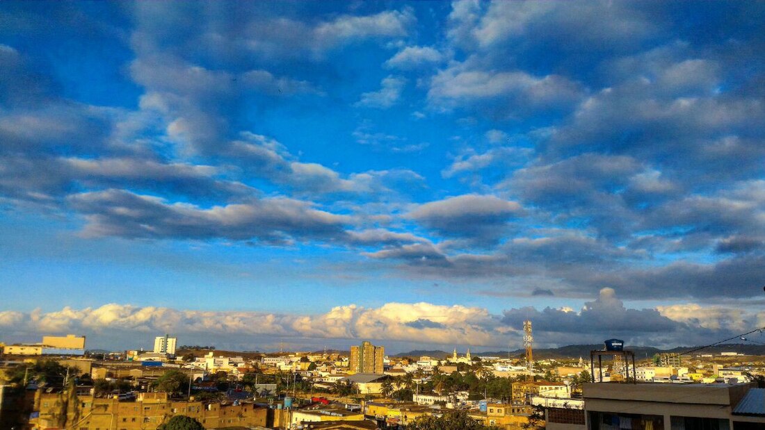 File:Bairro da matriz, Vitória de Santo Antão.jpg