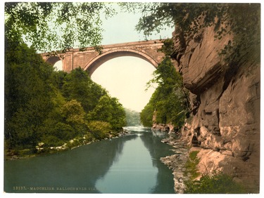 Ballochmyle Bridge and gorge. Ballochmyle Viaduct, Mauchline, Scotland-LCCN2002695023.tif