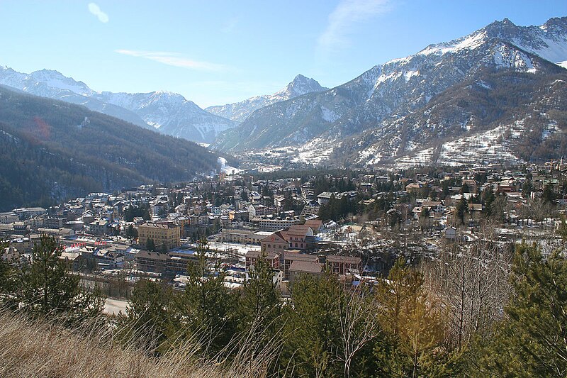 File:Bardonecchia (102169896).jpg