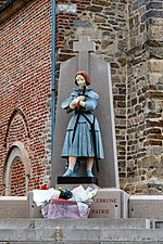 Statue de Jeanne d'Arc (monument aux morts)