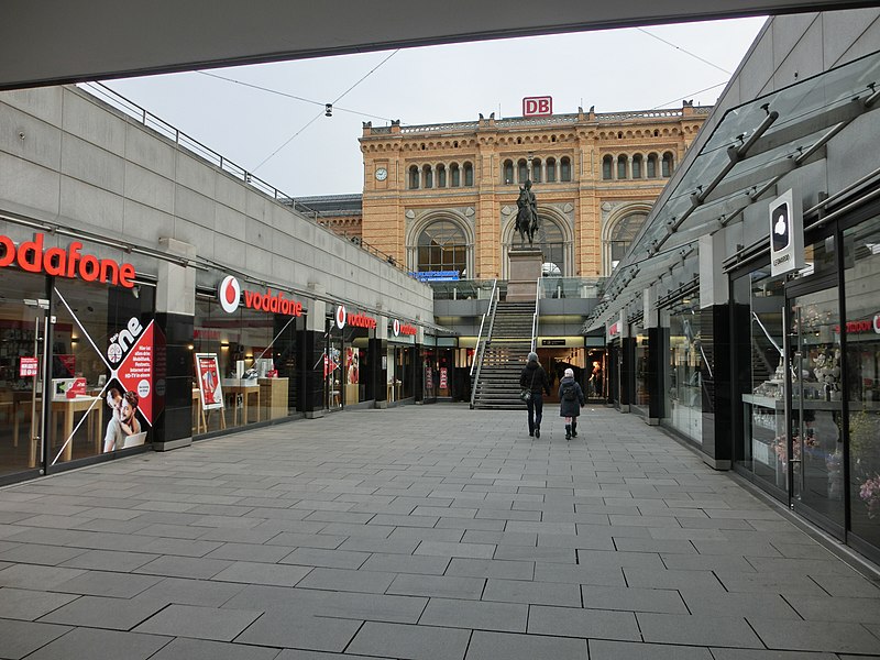 File:Blick zum Bahnhof Februar 2016 - panoramio.jpg