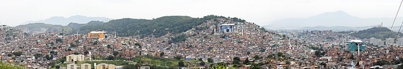 File:Bondinho do Complexo do Alemão Panorama 06 2014.jpg