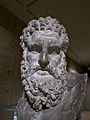 Copia (Andrés Díaz, 1874) en xeso da cabeza de Hércules Farnesio, que aínda que asinado por Glicon de Atenas, é atribuído como unha copia romana, de principios do século III, do orixinal en bronce de Lisipo (s. IV a.C.)