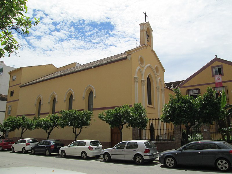 File:Capilla de las Adoratrices, Málaga.jpg