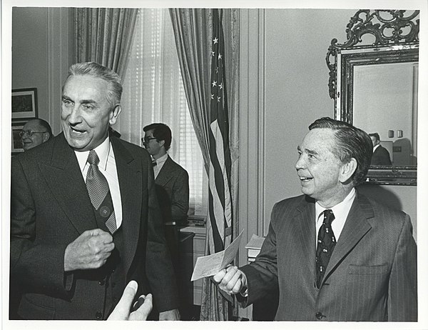 First Secretary of PZPR Edward Gierek (left) with Speaker of the House of Representatives Carl Albert (right), Washington D.C., 1974