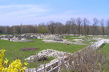 Carnuntum Palace Ruins.jpg