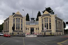 Библиотека Cathays (2010), Cardiff.jpg