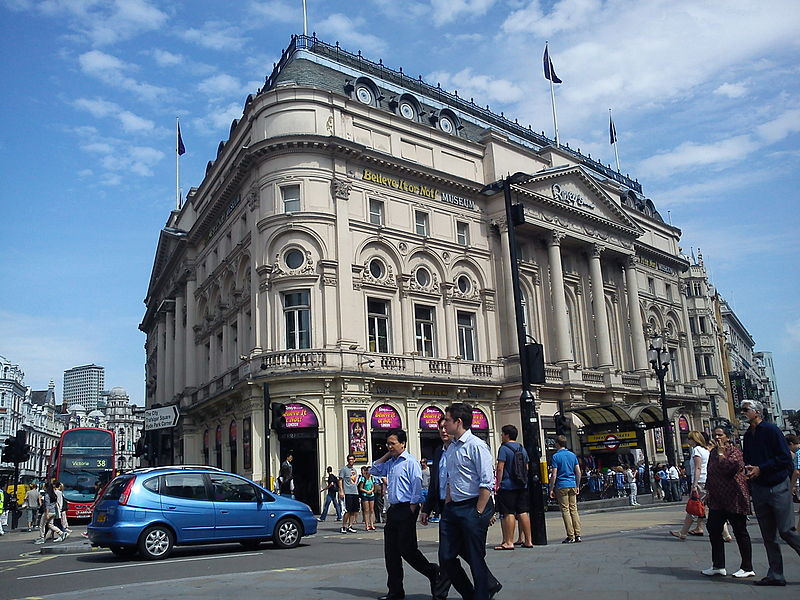 File:Central London Area, 2013-08-21 -a.jpg