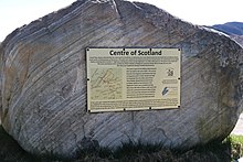 Center of Scotland камень 