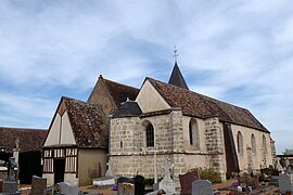 Chauffours église Saint-Pierre Eure-et-Loir (France).jpg