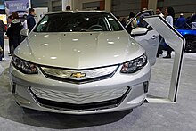 Frontal view of the 2017 model year Chevrolet Volt. Chevrolet Volt WAS 2017 1738.jpg