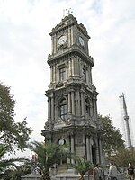 Uhrturm von Dolmabahçe