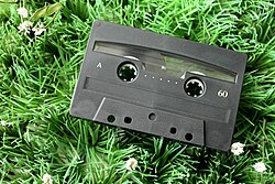 Compact Cassette I (9786186972).jpg