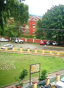 Court road in Chikmagalur Court Road, Chikmagalur..jpg