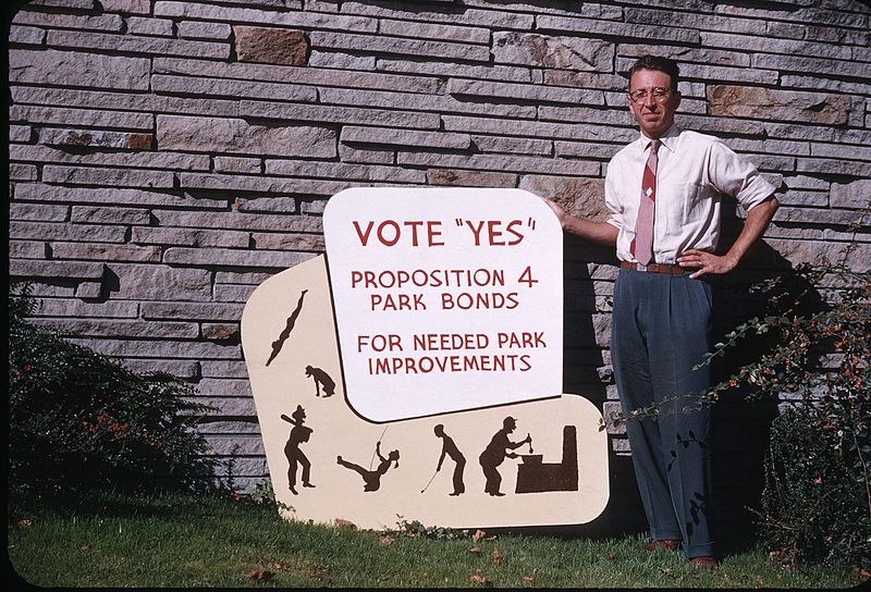 File:Don Sherwood with parks bond sign, 1958.jpg