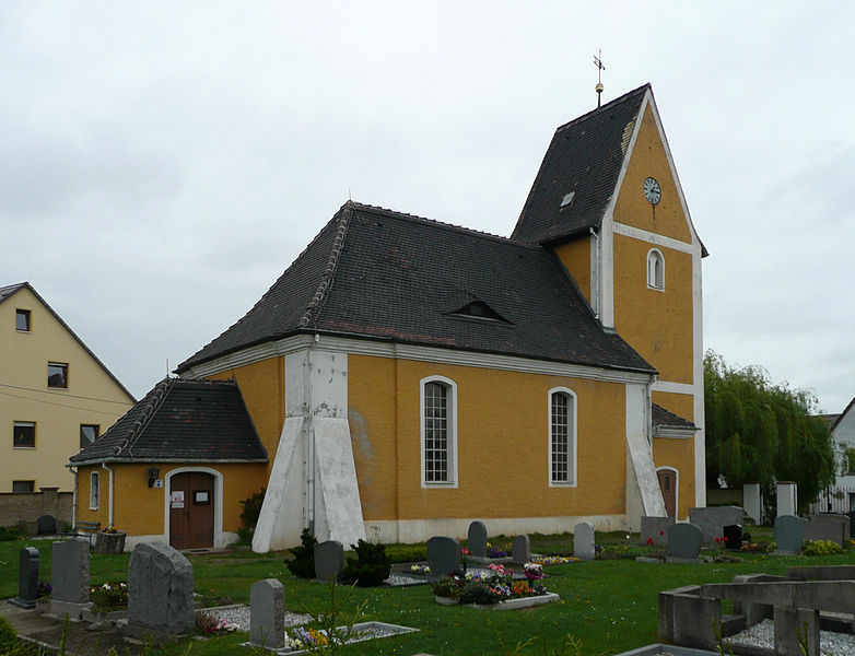 File:Dorfkirche Althen.JPG
