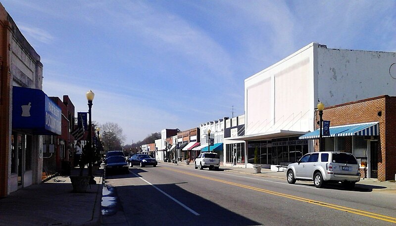 File:Downtown Fair Bluff, North Carolina.jpg