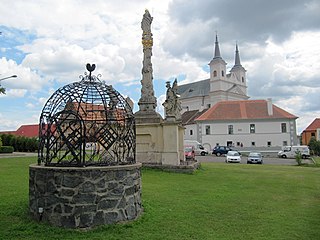 <span class="mw-page-title-main">Drnholec</span> Market town in South Moravian, Czech Republic