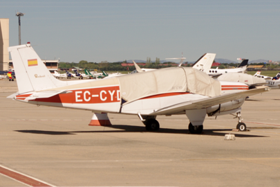 Beechcraft Bonanza, EC-CYD