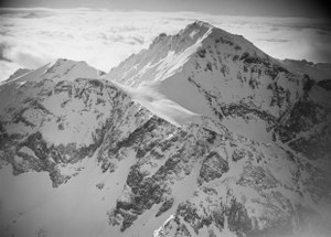 ETH-BIB-Der höchste Berg des Atlas (Mount Toubkal) 4225 m von N-Tschadseeflug 1930-31-LBS MH02-08-0361.tif