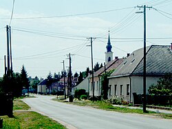 Egyházasrádóc, Kossuth Lajos utca (a 8722-es út belterületi szakasza)