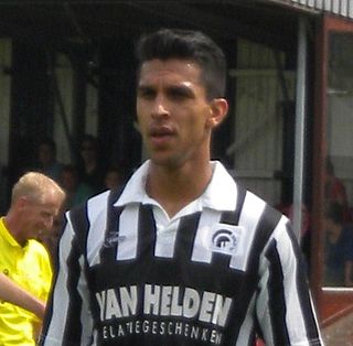 <span class="mw-page-title-main">Esmat Shanwary</span> Afghan footballer