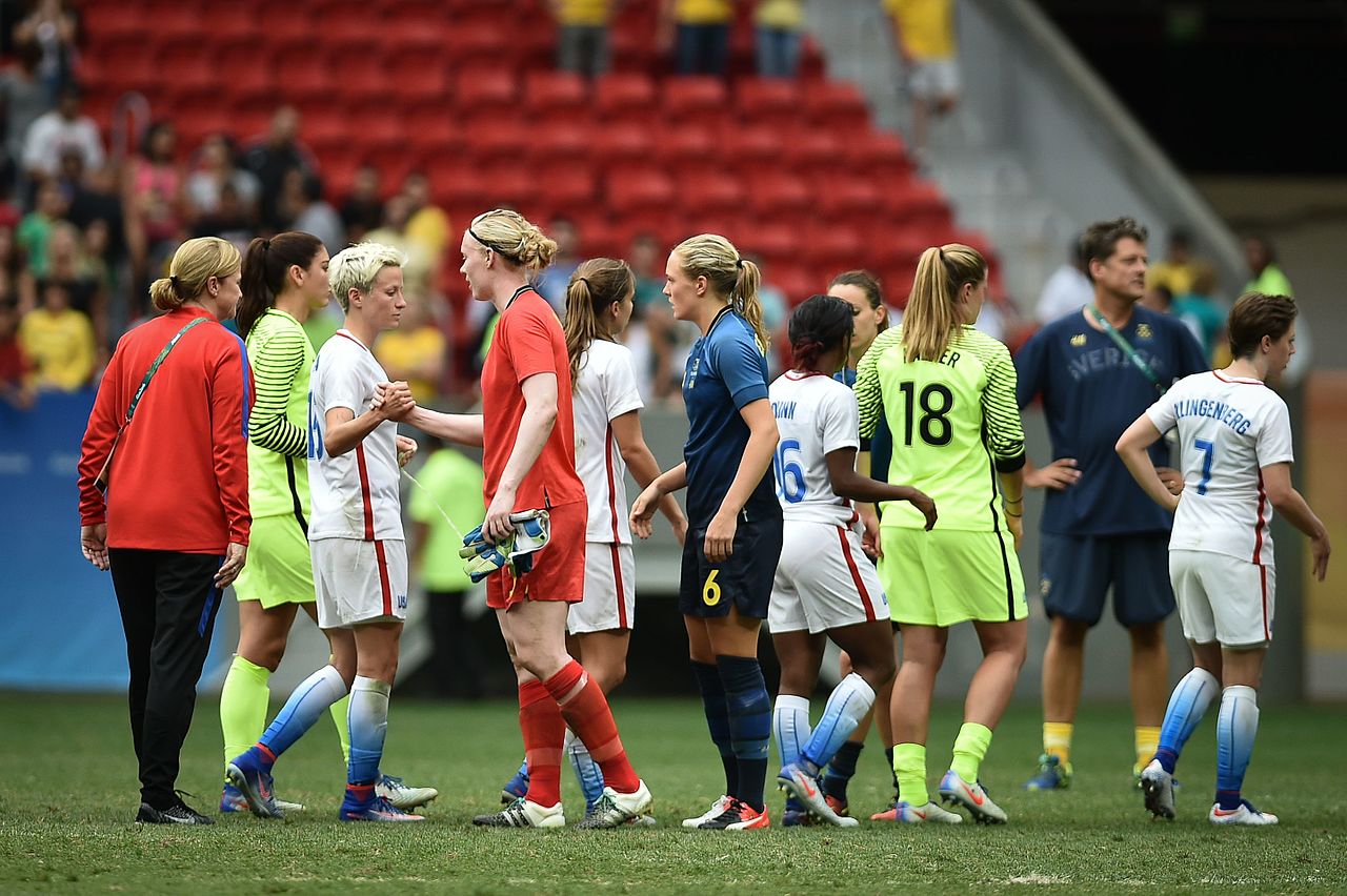 File:Estados Unidos x Suécia - Futebol feminino - Olimpíada Rio