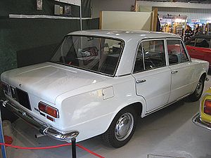 [Image: 300px-Fiat_124-Sedan_Rear-view.JPG]