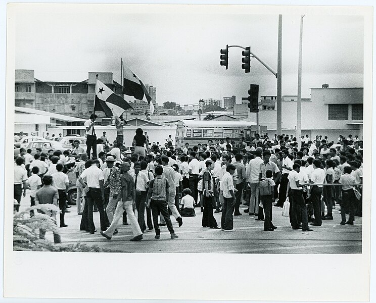 File:Flag Demonstration 2.jpg