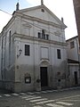 La facciata della chiesa