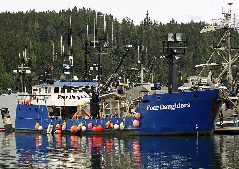 File:Four Daughters Statter Harbor WC05.jpg