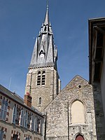 Francja Loiret Beaune-la-Rolande Kościół św. Marcina 02.JPG