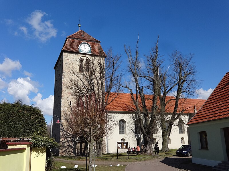 Payl:Görzke Dorfkirche Südansicht.JPG