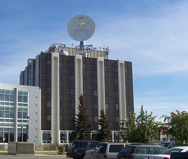 C.T. Elvey building in Summer