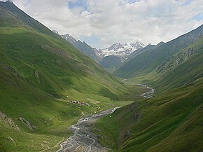 Georgia, Khevi, Suatisi Valley - Village Suatisi.jpg