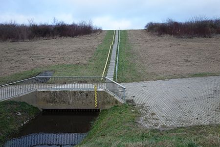 HRB Büderich Durchlass Pegeltreppe