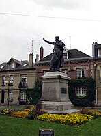 Ham statue du général FOY.jpg