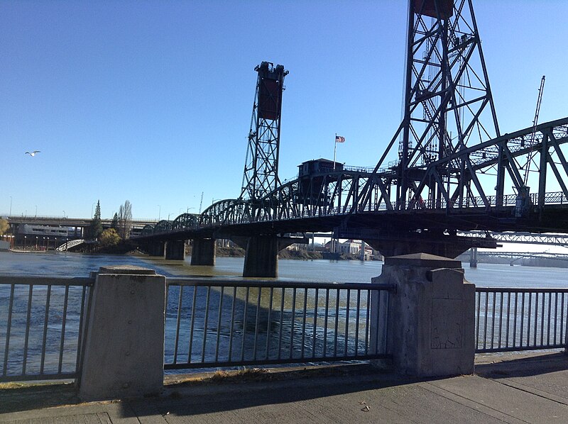 File:Hawthorne Bridge December 31 2015.jpg