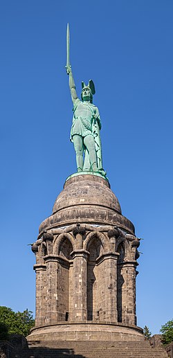 Hermannsdenkmal 2015.jpg