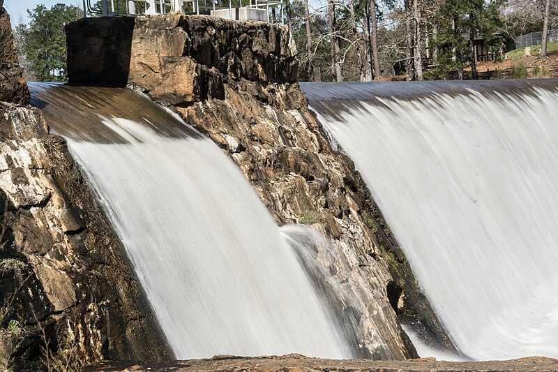 File:High Falls State Park - 2-24-19 - 33328372178.jpg