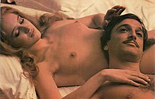 Il bacio (1974) - Eleonora Giorgi en Maurizio Bonuglia.jpg