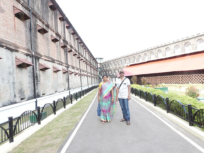 File:Jail wings-2-cellular jail-andaman-India.jpg