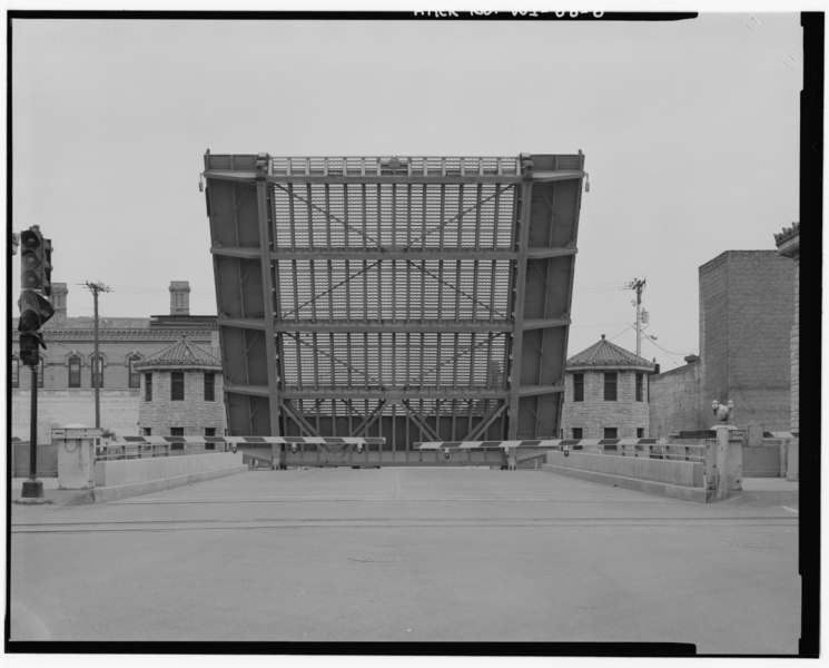 File:John N. Vogel, Photographer, August 1992 VIEW TO NORTH. NORTH SPAN OPEN. - Tayco Street Bridge, Spanning Government Canal at Tayco and Water Streets, Menasha, Winnebago County, HAER WIS,70-MENA.V,1-8.tif