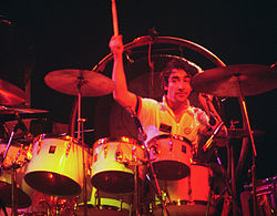 Keith Moon of The Who with a mixture of concert toms and conventional toms, 1975 Keith Moon 4 - The Who - 1975.jpg