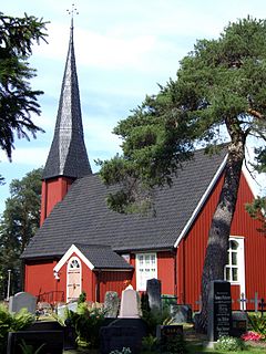 Eine Holzkirche ist ein aus Ho