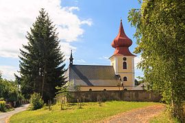 Kostel svatého Mikuláše ve Skuhrově 02.jpg