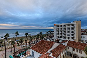 Seepromenade und Strand von Lanarca