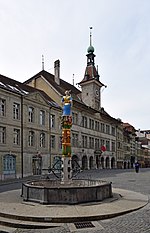 Place de la Palud mit Justizbrunnen und Rathaus