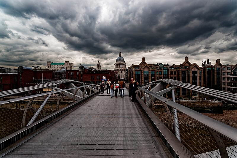 File:London - Millennium Bridge - Focus on St Paul's Cathedral.jpg